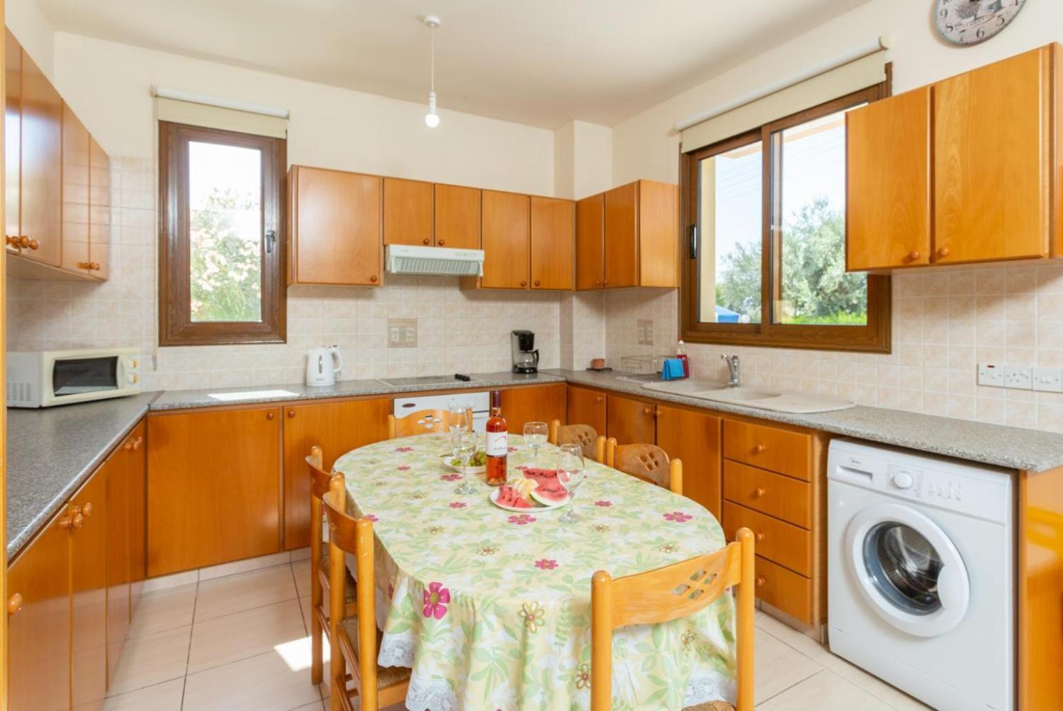 Villa Halima Fostira Polis Esterno foto
